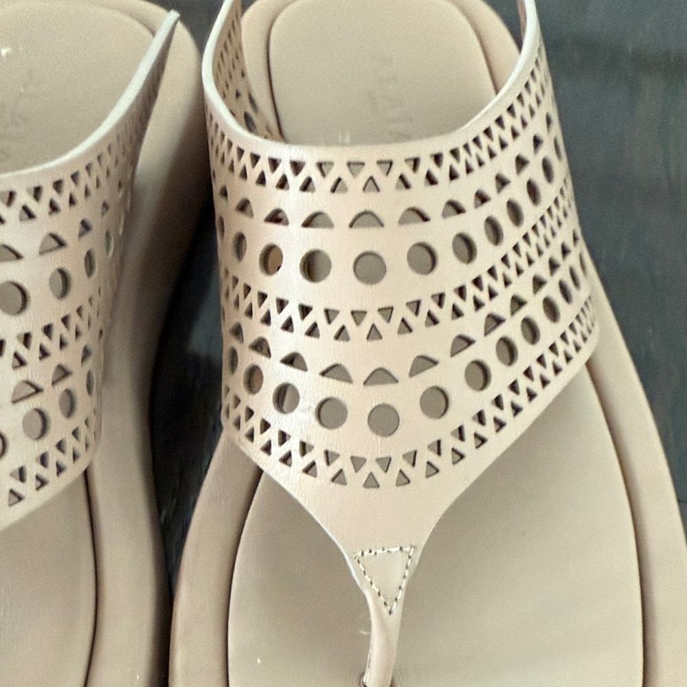 Alaia Blush Pink Sandals Neiman Marcus 8.5 - Picture 8 of 8